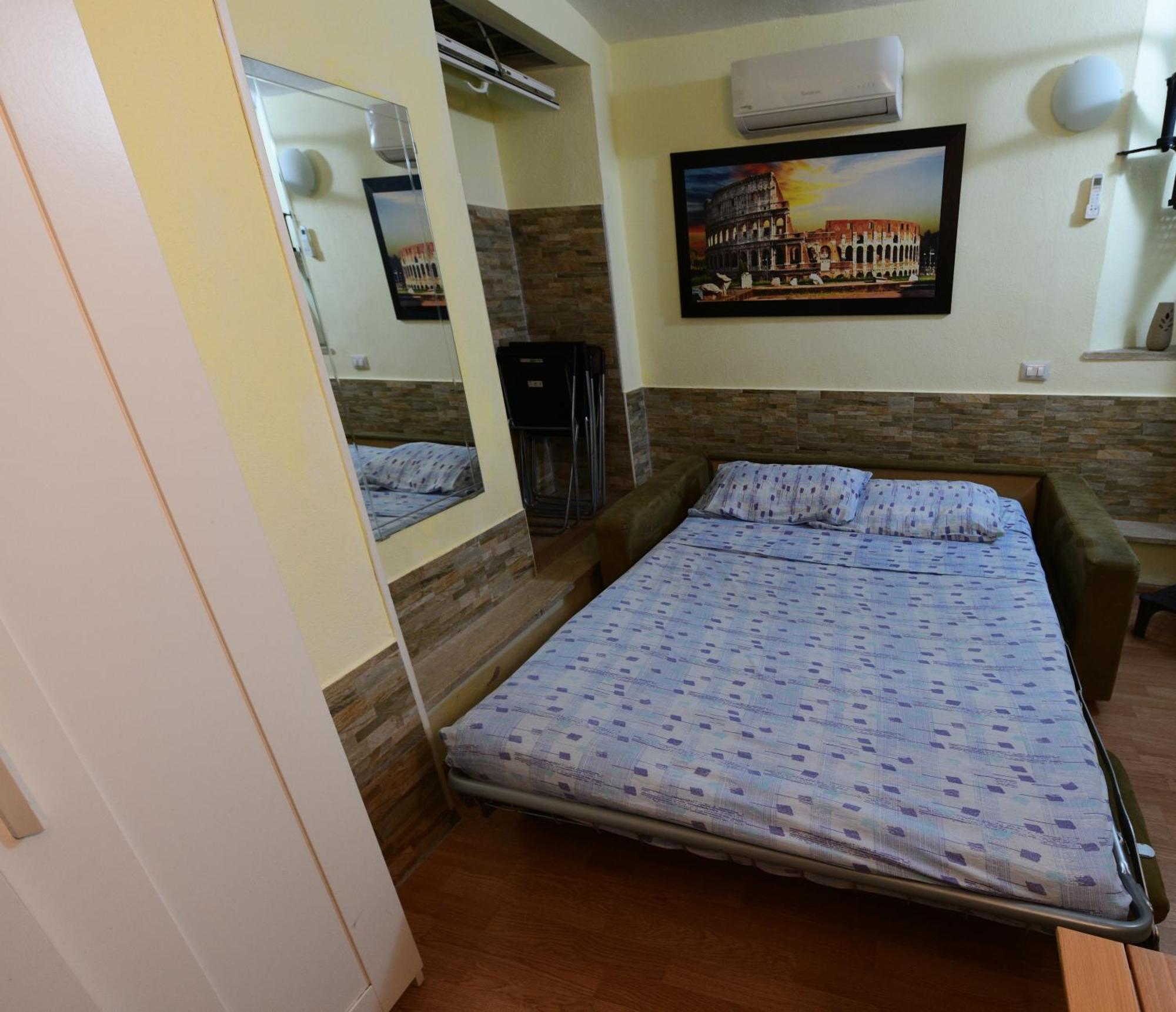 Apartment Center Rome